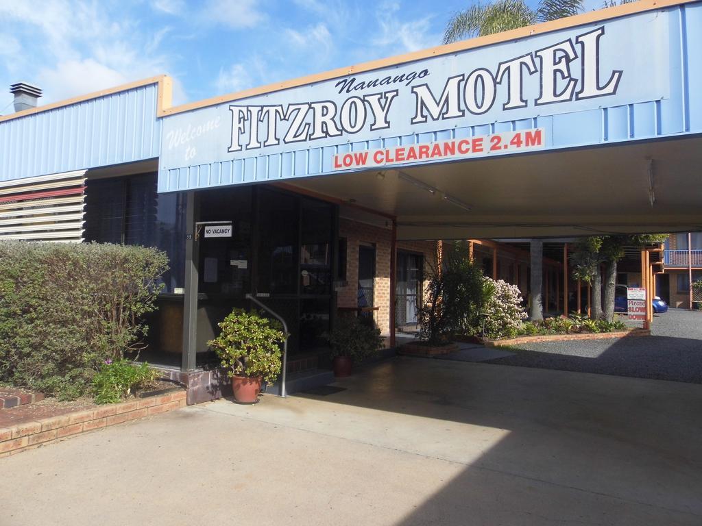Nanango Fitzroy Motel Extérieur photo