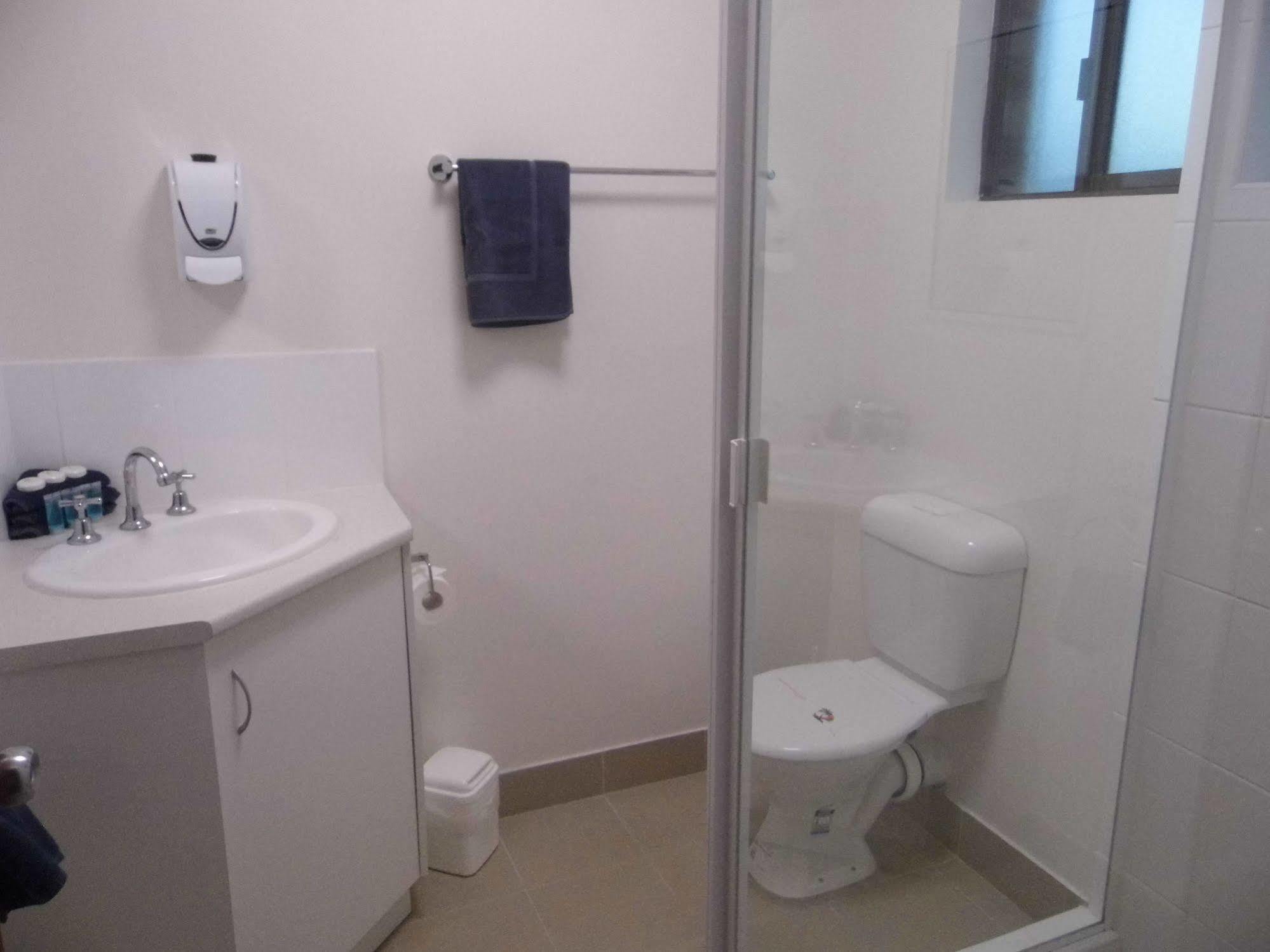Nanango Fitzroy Motel Extérieur photo